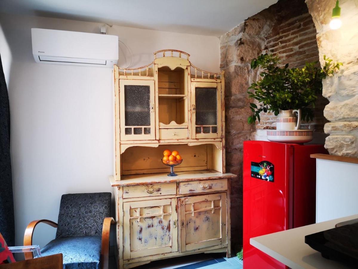 Apartment B *